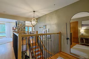 2940 Timberview Dr, Green Township, OH 45211 - Photo 7