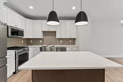 1906 Pogue Avenue #B, Cincinnati, OH 45208 - Photo 11
