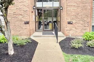 5983 Meadow Creek Dr, Milford, OH 45150 - Photo 1