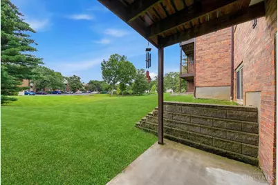 5983 Meadowcreek Drive #4, Milford, OH 45150 - Photo 5