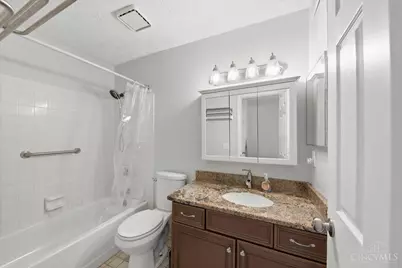 5983 Meadowcreek Drive #4, Milford, OH 45150 - Photo 9