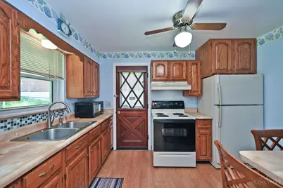 3763 Frondorf Avenue, Green Township, OH 45211 - Photo 11