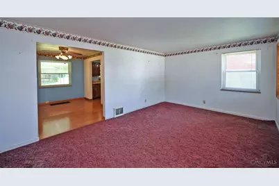 3763 Frondorf Avenue, Green Township, OH 45211 - Photo 5