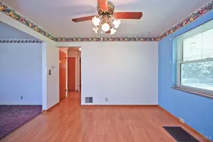 3763 Frondorf Ave, Green Township, OH 45211 - Photo 9
