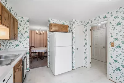 1049 Stratford Court, Loveland, OH 45140 - Photo 9