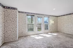 1049 Stratford Ct, Loveland, OH 45140 - Photo 5