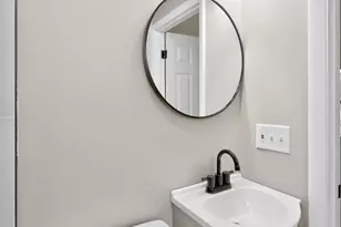 2804 Yankee Rd, Middletown, OH 45044 - Photo 11