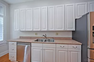4266 Williamson Pl, Cincinnati, OH 45223 - Photo 7
