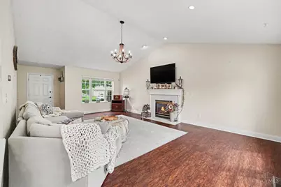 7751 Crystal Lake Lane, Hamilton Township, OH 45039 - Photo 5