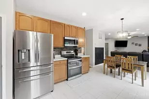 740 Oak Forest Dr, Hamilton Township, OH 45152 - Photo 11