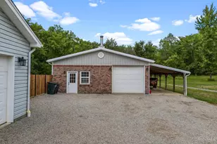 1685 Oglesbee Rd, Union Twp, OH 45177 - Photo 3