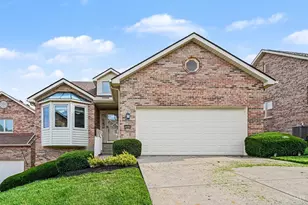5844 Bayou Ct, Cincinnati, OH 45248 - Photo 1