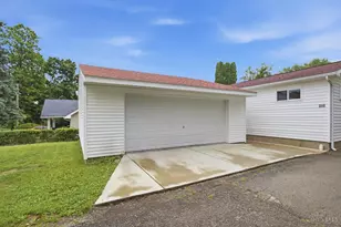 310 N Gebhart Church Rd, Miamisburg, OH 45342 - Photo 3
