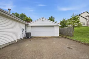 310 N Gebhart Church Rd, Miamisburg, OH 45342 - Photo 5