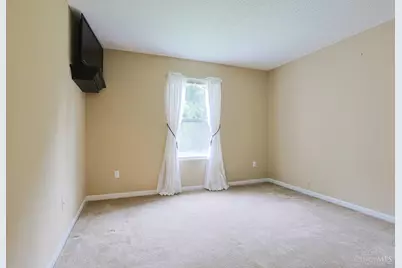 7307 Hunters Ridge Lane, Colerain Township, OH 45248 - Photo 25