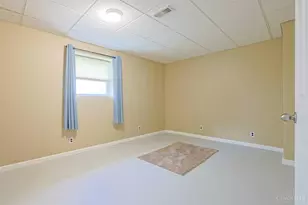 7307 Hunters Ridge Ln, Colerain Township, OH 45248 - Photo 27