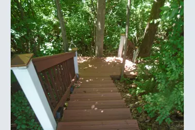74 W Persimmon Drive, Hamilton, OH 45013 - Photo 7