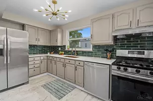 2479 Hudson Ave, Norwood, OH 45212 - Photo 9