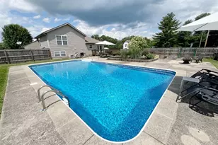 1449 Breckenridge Dr, Batavia Township, OH 45102 - Photo 3