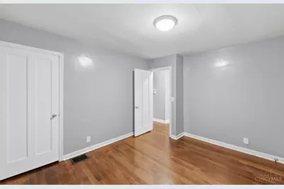 6924 Gloria Drive, Cincinnati, OH 45239 - Photo 19