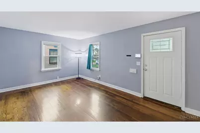 6924 Gloria Drive, Cincinnati, OH 45239 - Photo 9