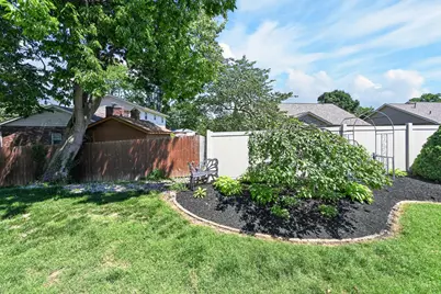 322 Lauryn Meadows Court, Fairfield, OH 45014 - Photo 23