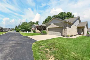322 Lauryn Meadows Ct, Fairfield, OH 45014 - Photo 3