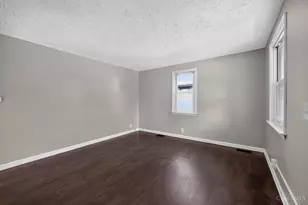 4312 Kugler Mill Rd, Sycamore Township, OH 45236 - Photo 7