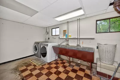 3270 Renfro Avenue, Cincinnati, OH 45211 - Photo 33