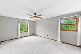6980 Dovehill Ln, Green Township, OH 45248 - Photo 17