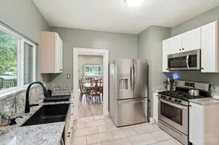 5575 Stewart Ave, Columbia Township, OH 45227 - Photo 17