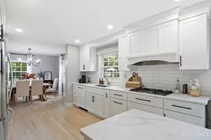 8755 Meadowview Dr, West Chester, OH 45069 - Photo 15