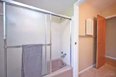 12193 Bath Court, Cincinnati, OH 45241 - Photo 35