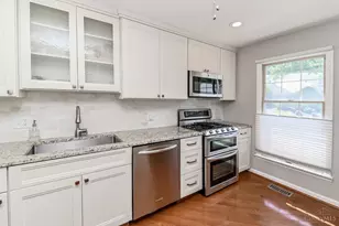 3658 Herschel, Cincinnati, OH 45208 - Photo 9