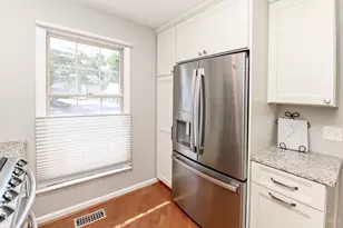 3658 Herschel Ave, Cincinnati, OH 45208 - Photo 7
