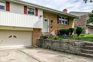 3762 Ridgedale Dr, Green Township, OH 45247 - Photo 7