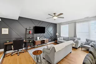 9 Mercer St, Cincinnati, OH 45202 - Photo 7