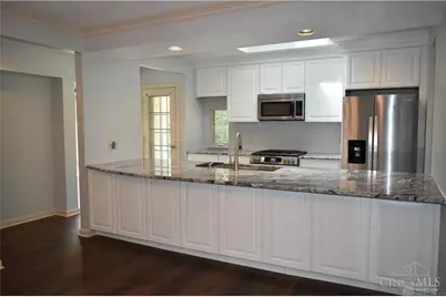 2646 Fair Oaks Lane, Cincinnati, OH 45237 - Photo 3