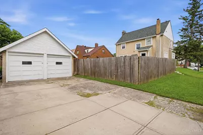 3529 Daytona Avenue, Cincinnati, OH 45211 - Photo 37