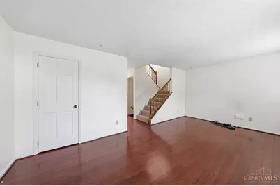 3434 Sunbury Lane, Cincinnati, OH 45251 - Photo 13