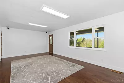 18022 Gauche Road, Perry Township, OH 45118 - Photo 23