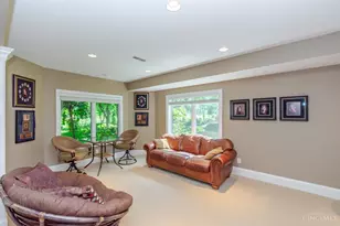 1209 Club View Dr, Centerville, OH 45458 - Photo 9