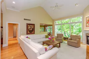 1209 Club View Dr, Centerville, OH 45458 - Photo 5