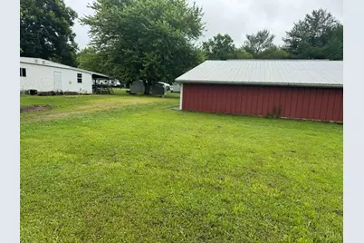 7220 Wagon Wheel Trail, Hillsboro, OH 45133 - Photo 13