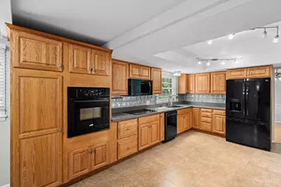 205 Tuxworth Road, Centerville, OH 45458 - Photo 15