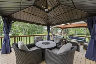 907 Blackburn Dr, Loveland, OH 45140 - Photo 9