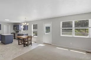 884 Venetian Terrace, Cincinnati, OH 45224 - Photo 7
