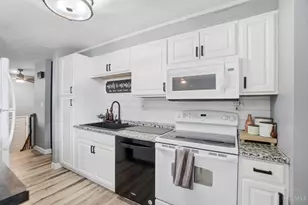 5673 Planet Dr, Fairfield Township, OH 45014 - Photo 15