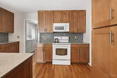 9581 Semaphore Court, West Chester, OH 45069 - Photo 11