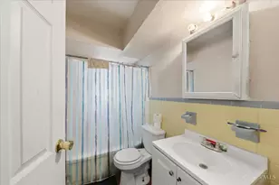 1582 Crest Hill Ave, Cincinnati, OH 45237 - Photo 25